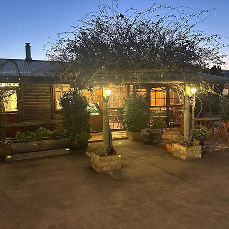 Banjo Paterson Motor Inn Lakes Entrance Dış mekan fotoğraf