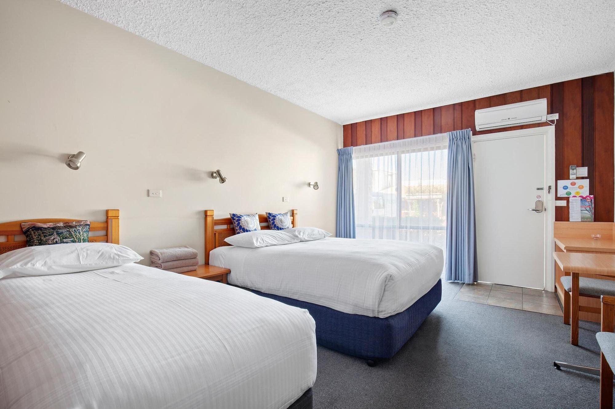 Banjo Paterson Motor Inn Lakes Entrance Dış mekan fotoğraf