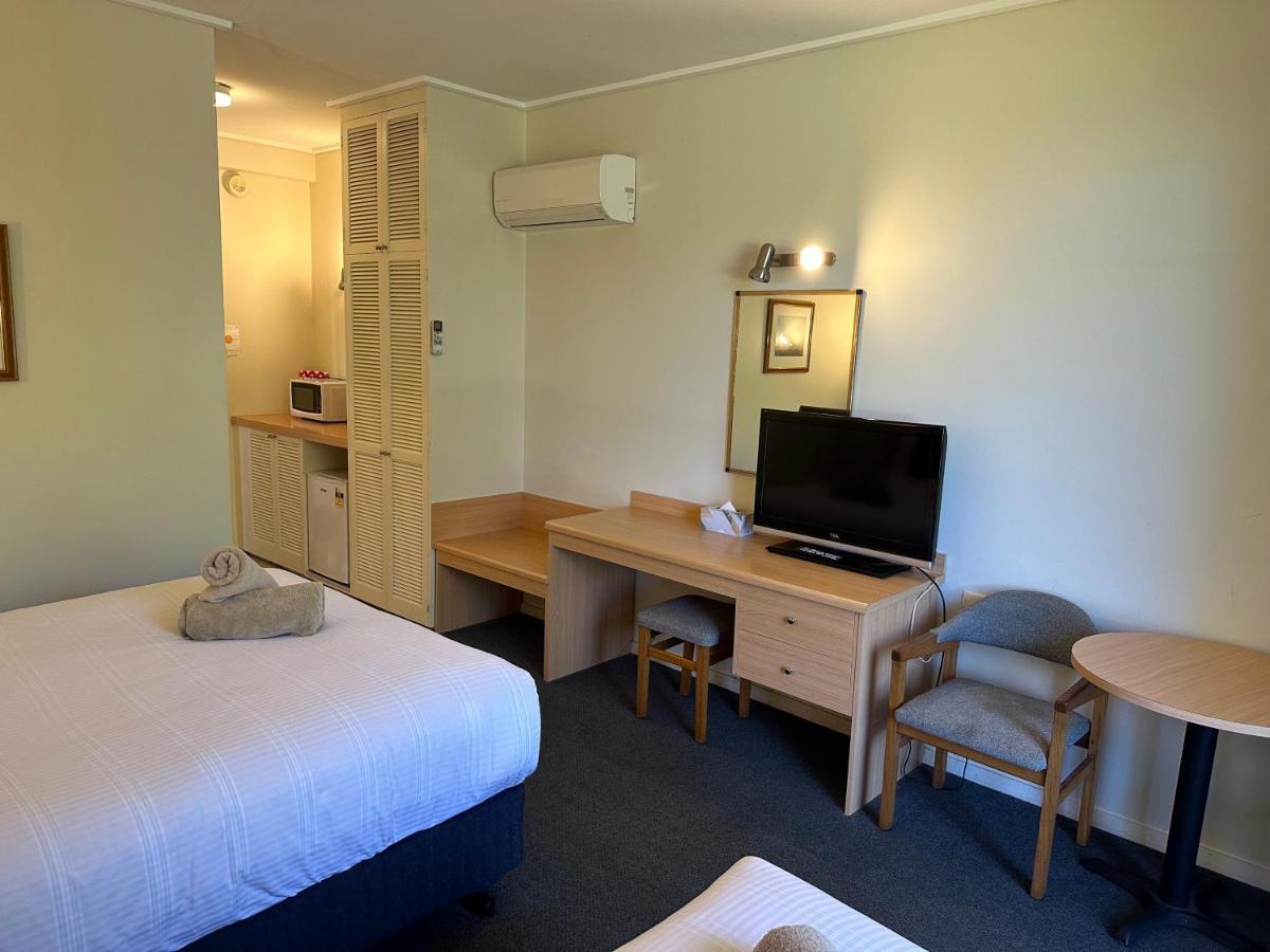 Banjo Paterson Motor Inn Lakes Entrance Dış mekan fotoğraf