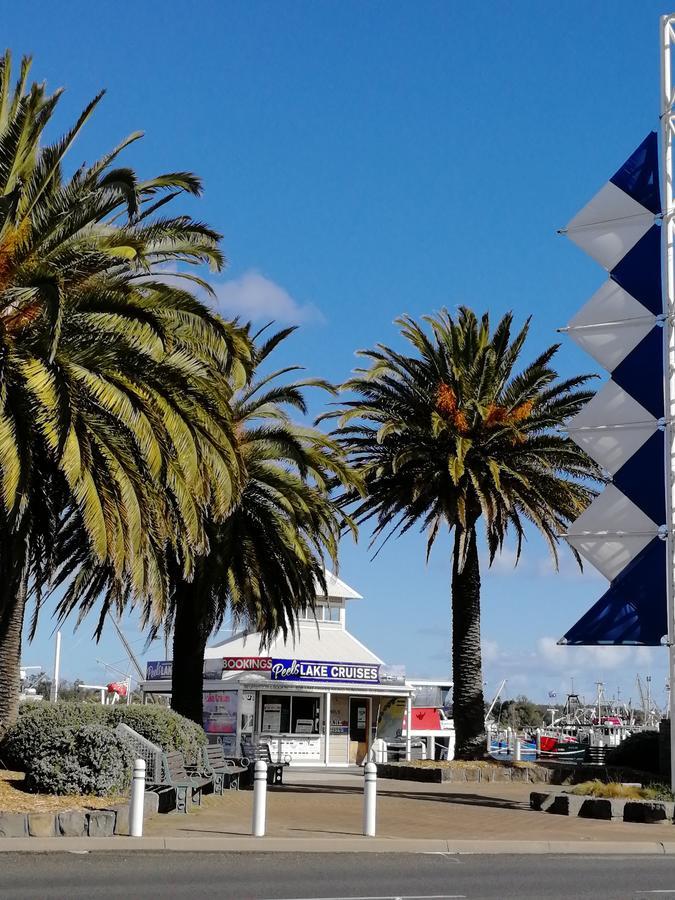 Banjo Paterson Motor Inn Lakes Entrance Dış mekan fotoğraf