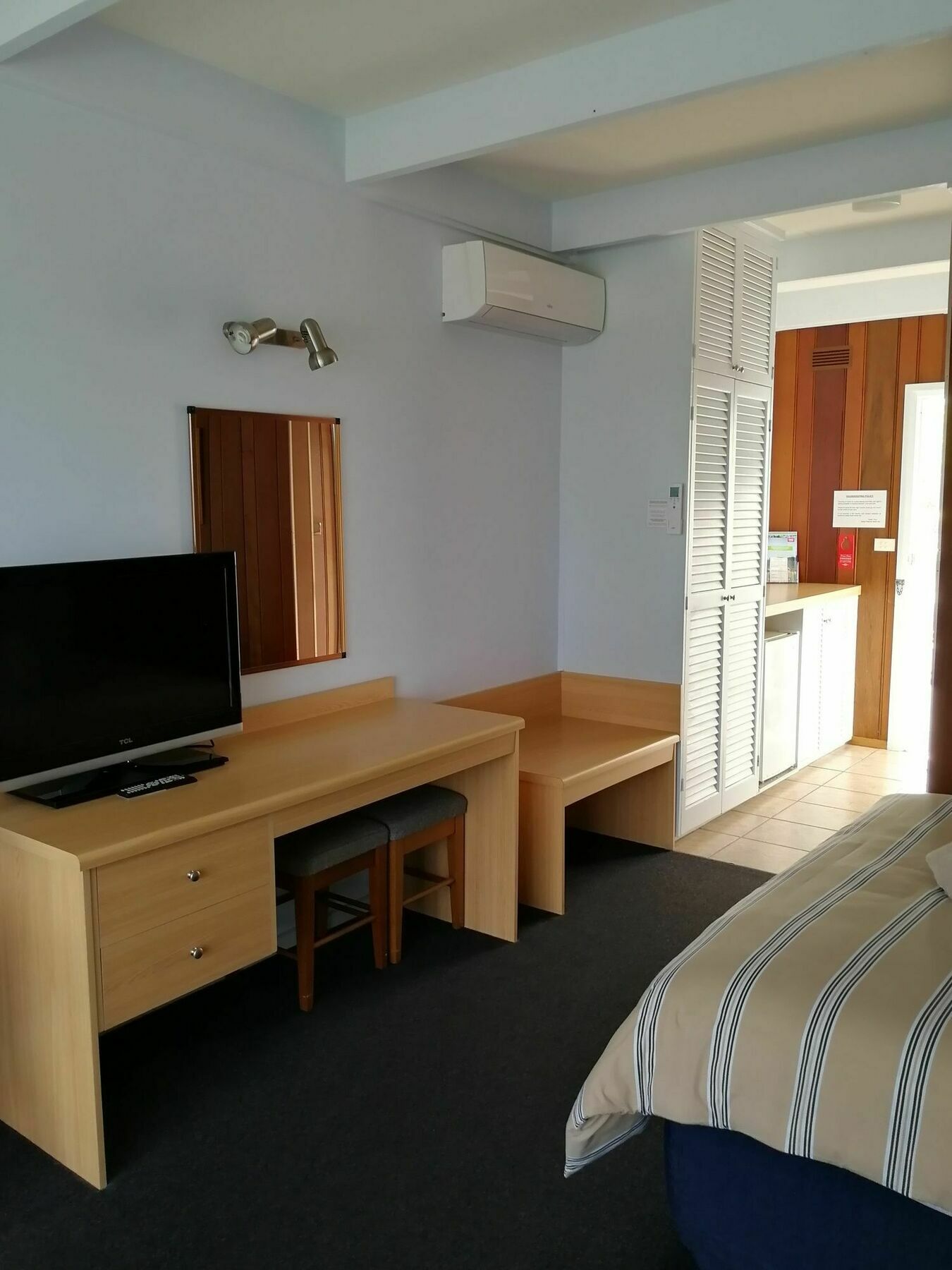 Banjo Paterson Motor Inn Lakes Entrance Dış mekan fotoğraf