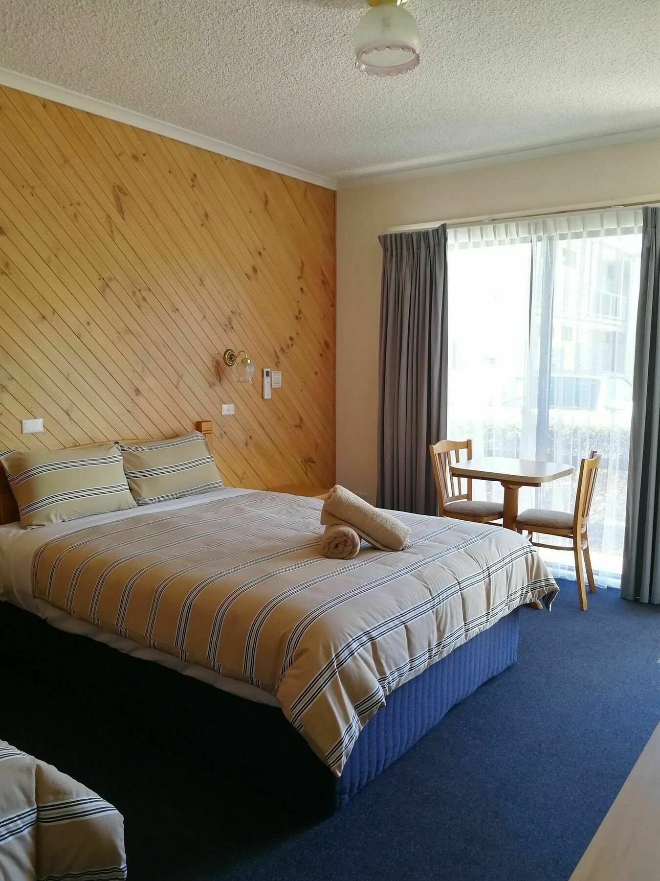 Banjo Paterson Motor Inn Lakes Entrance Dış mekan fotoğraf